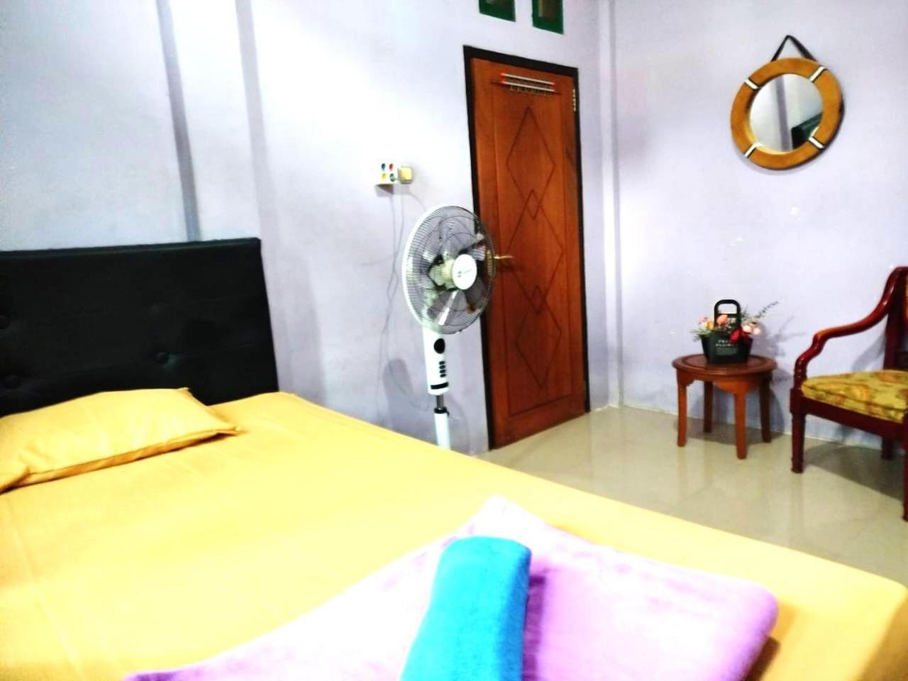 Kurnia Homestay Ternate Exteriér fotografie