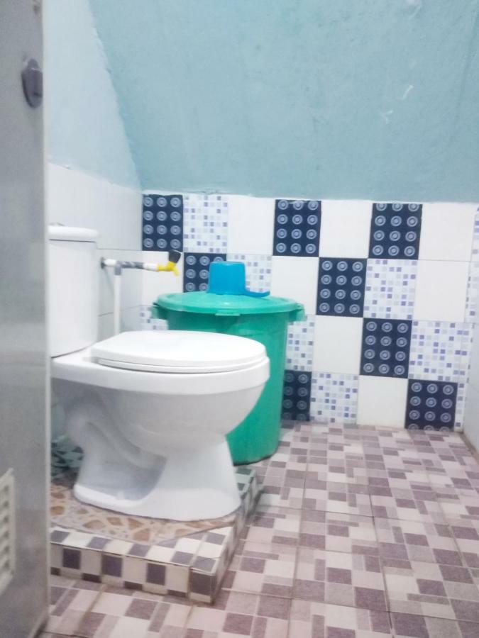 Kurnia Homestay Ternate Exteriér fotografie